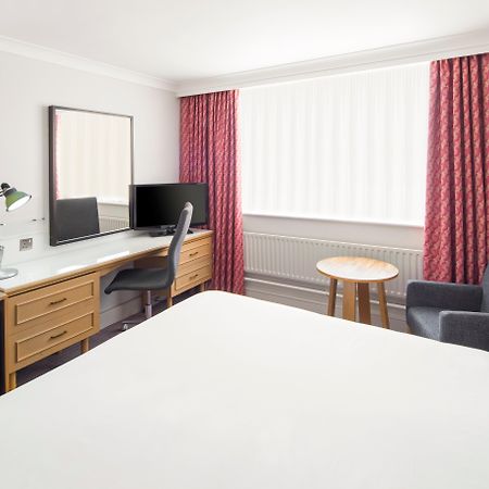 Holiday Inn Peterborough West By Ihg Exterior photo